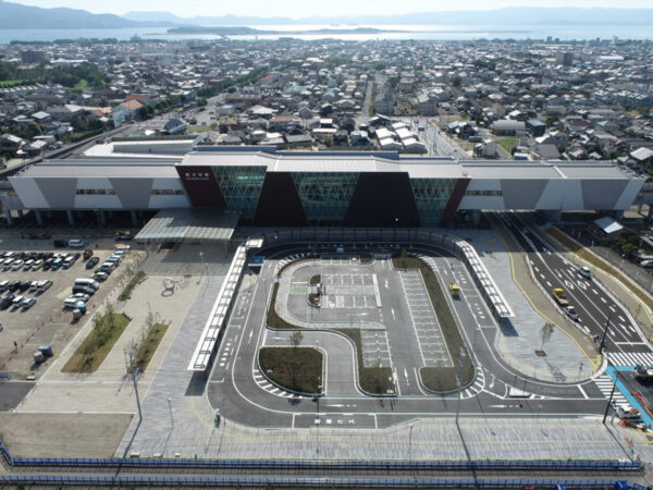 新大村駅周辺土地区画整理事業東口駅前広場他歩道舗装工事